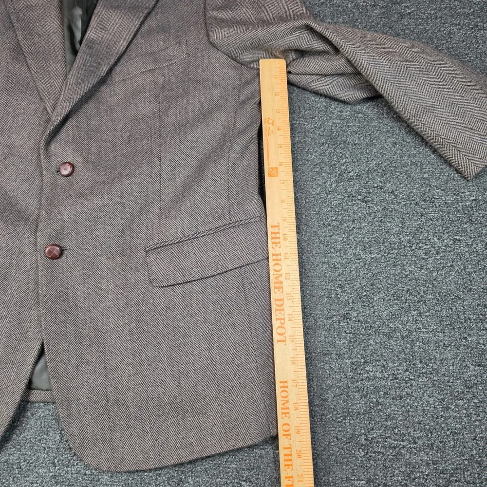 Savile Row Sport Coat Brown Herringbone Mens 44R Wool Blazer Formal Casual Wear